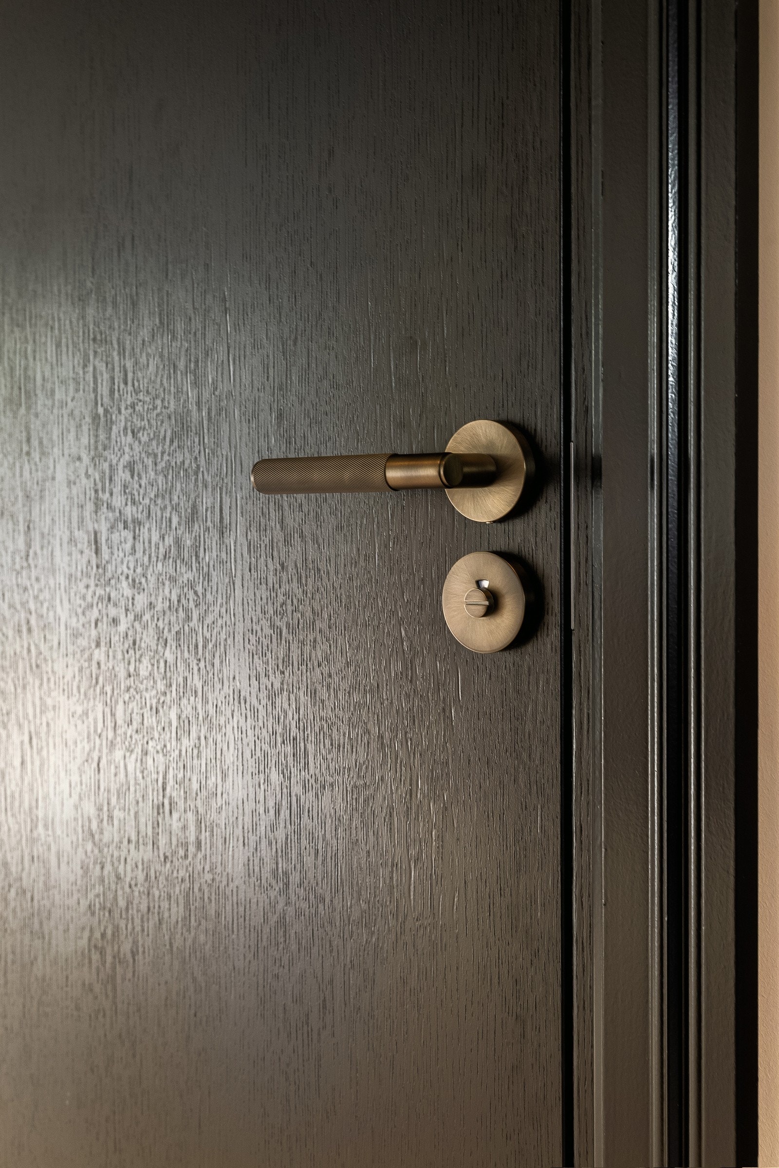 Alle dører i leiligeheten er heltredører. Galleribilde