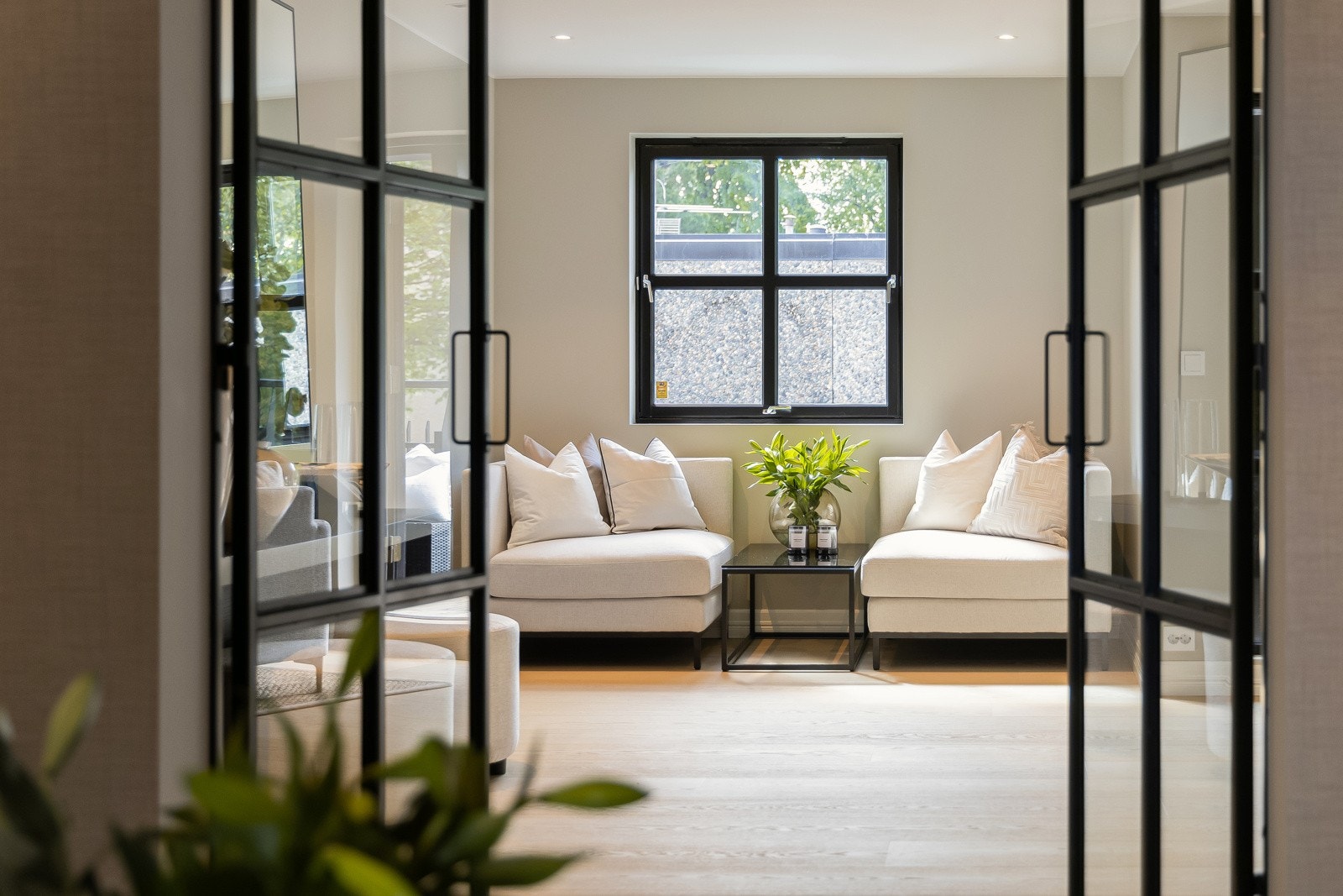 Leiligheten innehar varme i gulv som gir en behagelig oppvarming av hele leiligheten. Galleribilde