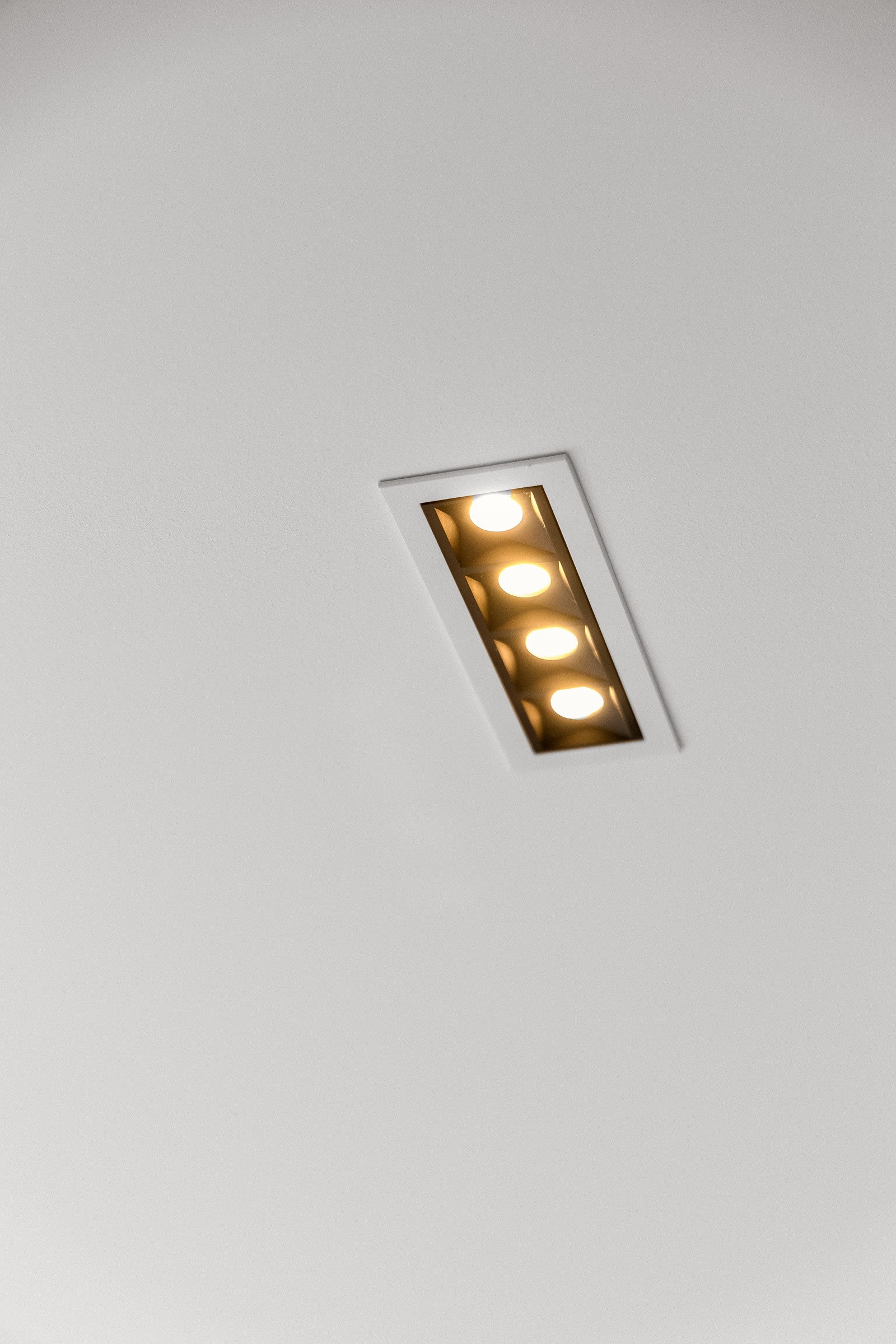 Leiligheten er gjennomgående med spottbelysning i himling. Galleribilde