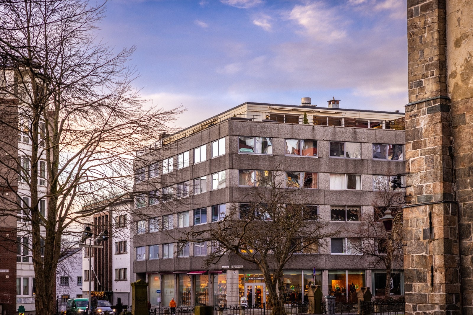 - Leiligheten har også en ekstern bod i kjelleren - Galleribilde