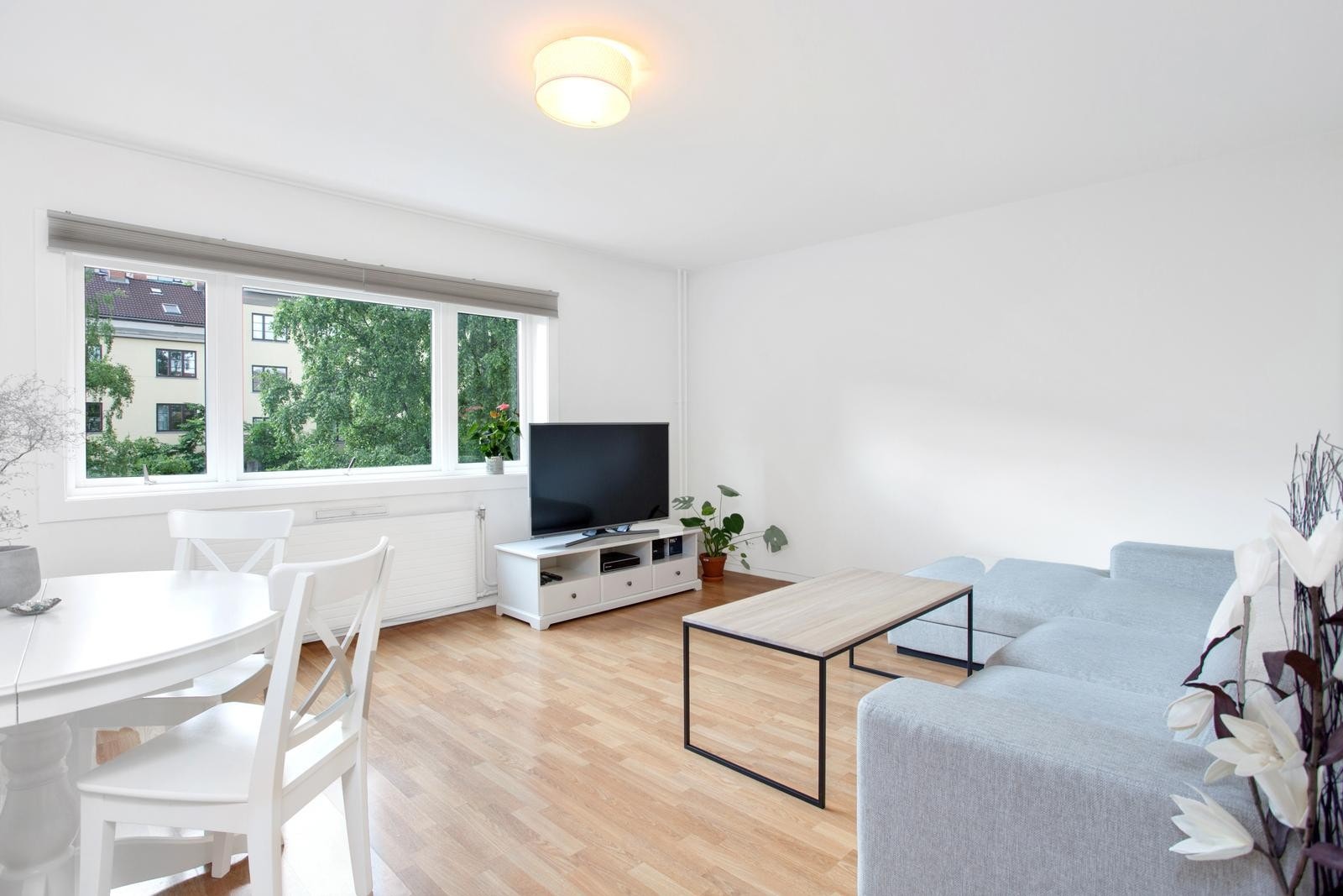 Leies ut delvis møblert - Sentra beliggenhet Galleribilde