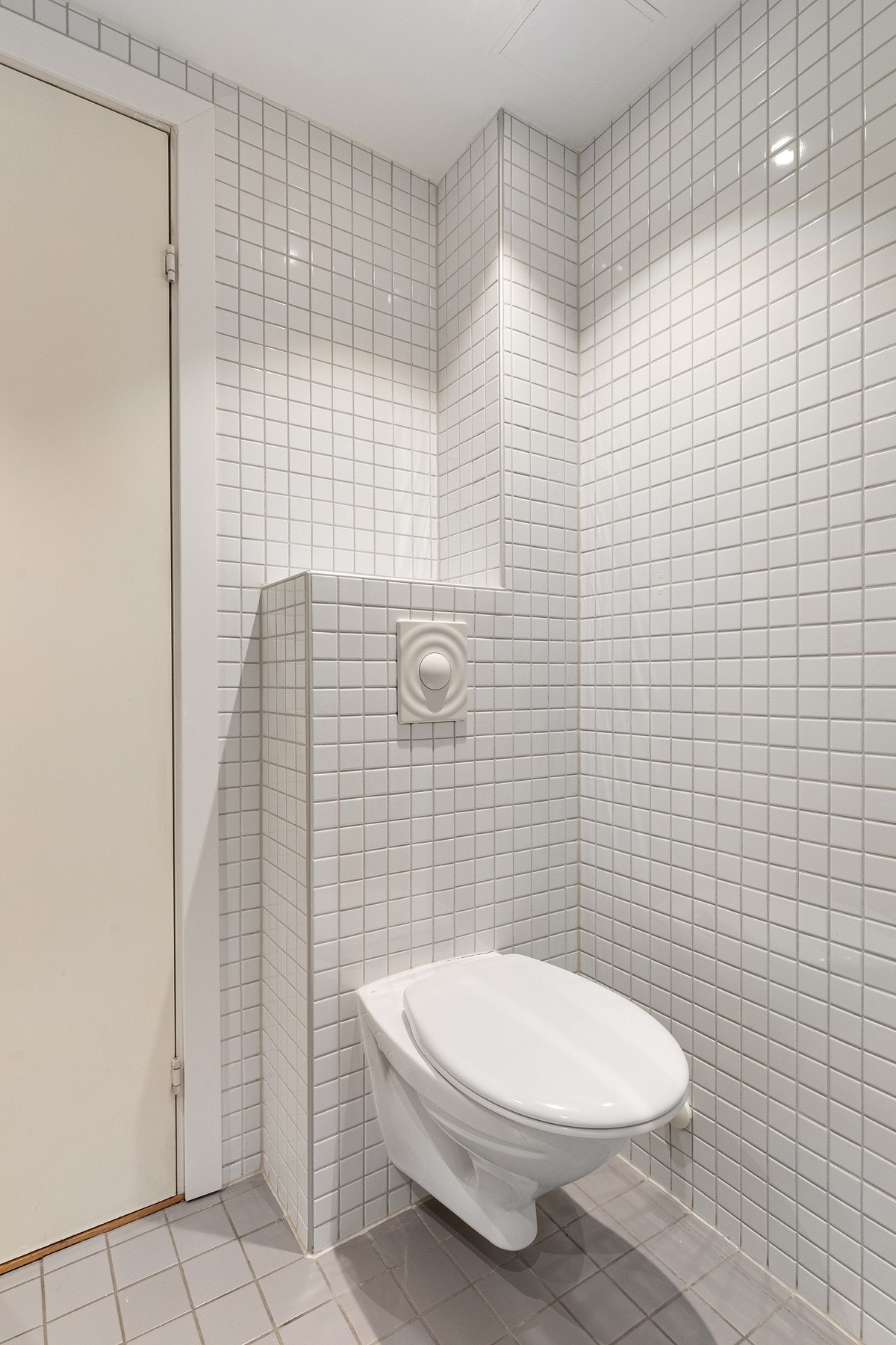 Himlingen er nedsenket med nye downlights fra 2025. Galleribilde