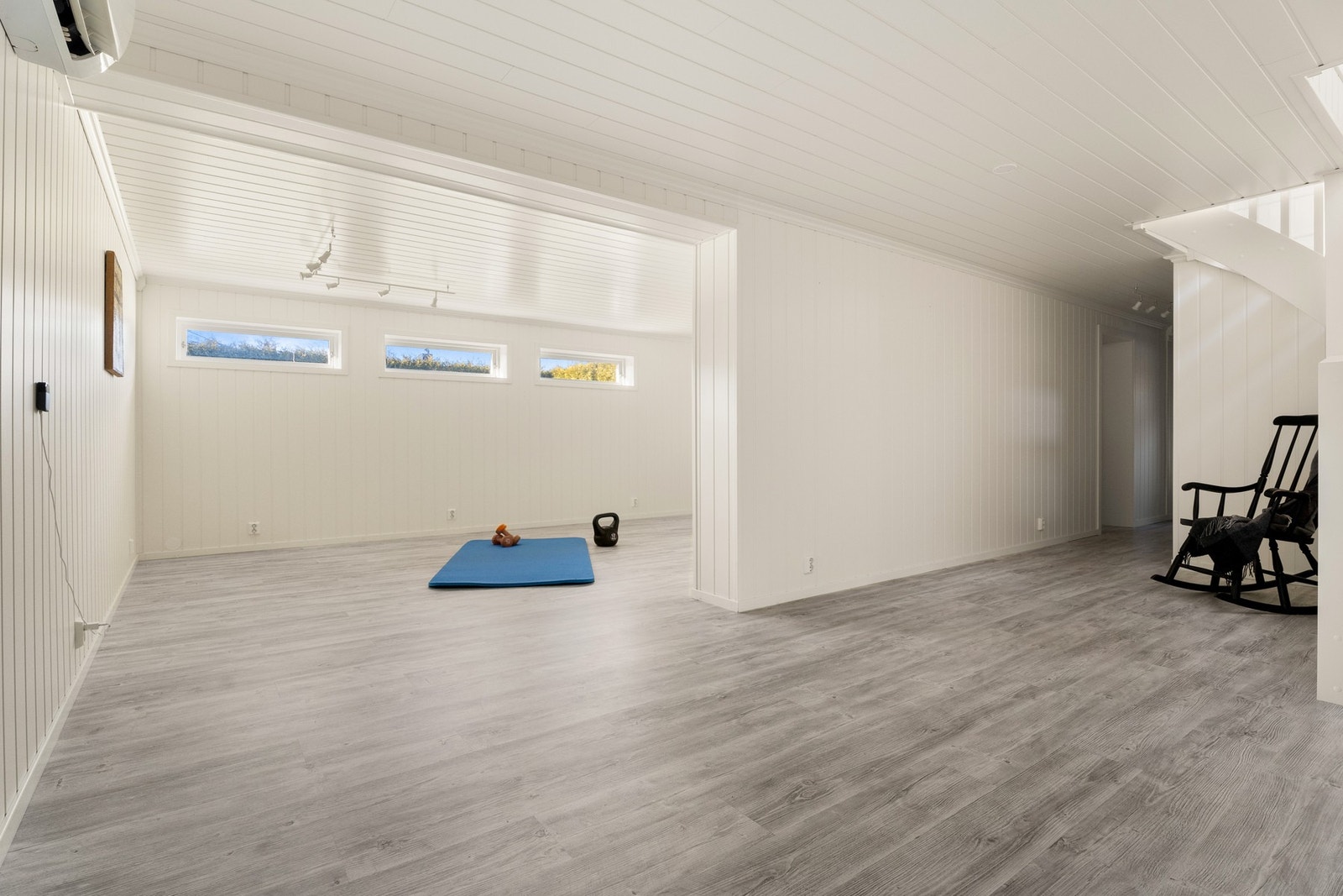 Innredet kjellerrom brukes i dag som treningsrom. Galleribilde