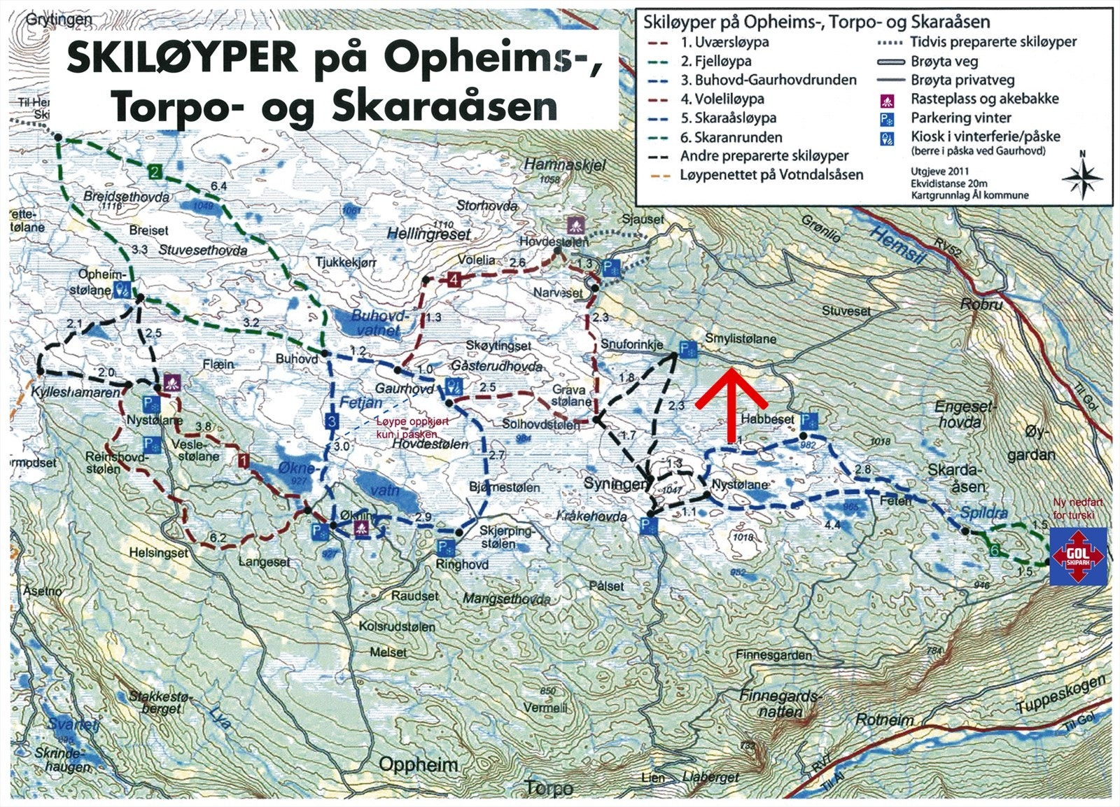 Fra hytta har man tilgang til ca. 75 km skiløyper, i tillegg til løypenettene i Ål og Hemsedal. Hyttas beliggenhet markert med pil. Galleribilde