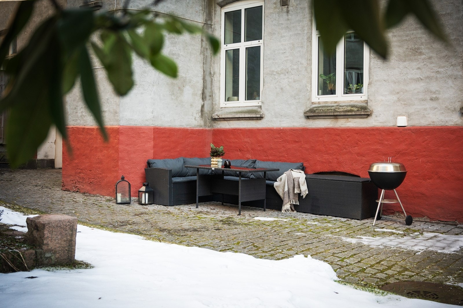 Slik ser bakgården ut i dag. Galleribilde
