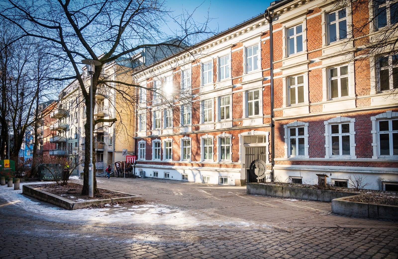 Flott fasade, i denne delen av Lakkegata er det kun tillatt for gående og syklende å ferdes. Galleribilde