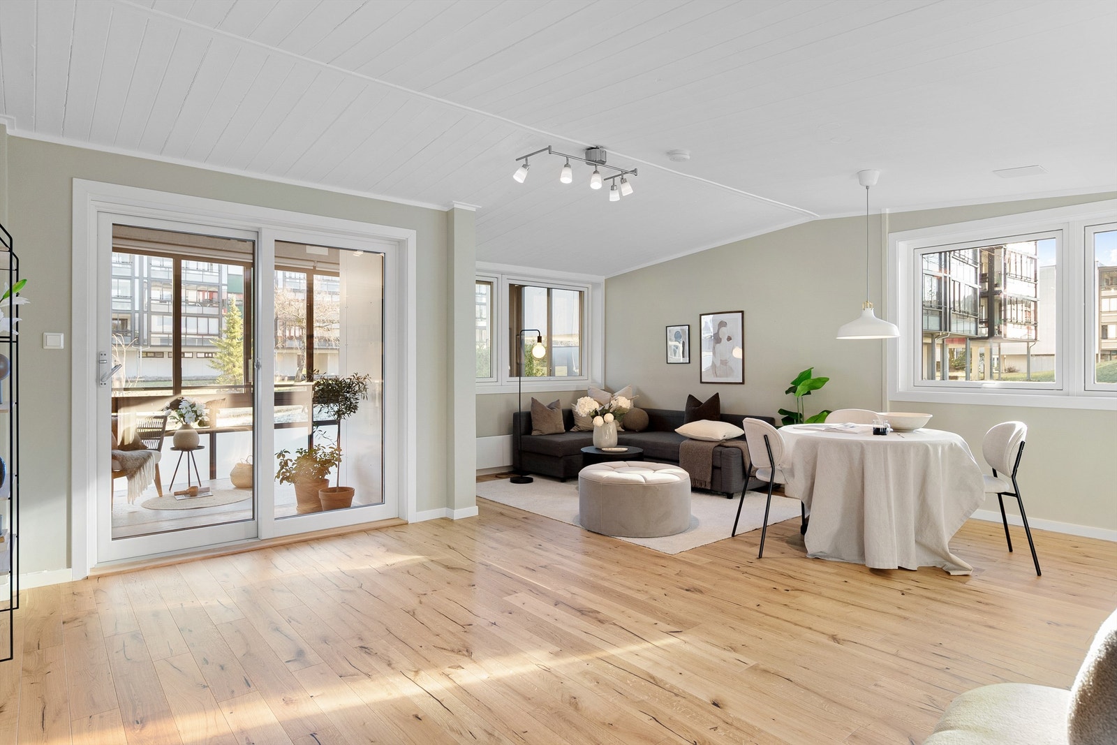 - Velkommen til Dag Hammarskjölds vei 17 - Galleribilde