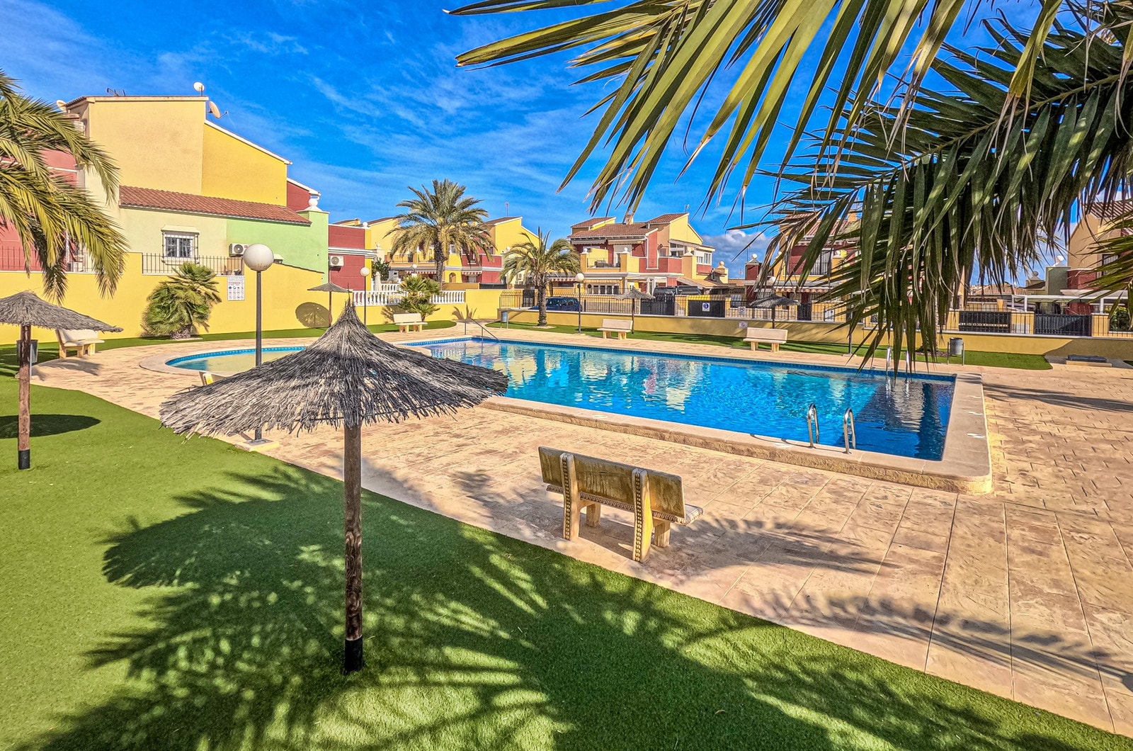 Spaniamegler1 har eget advokatkontor som sikrer kjøpsprosessen Galleribilde