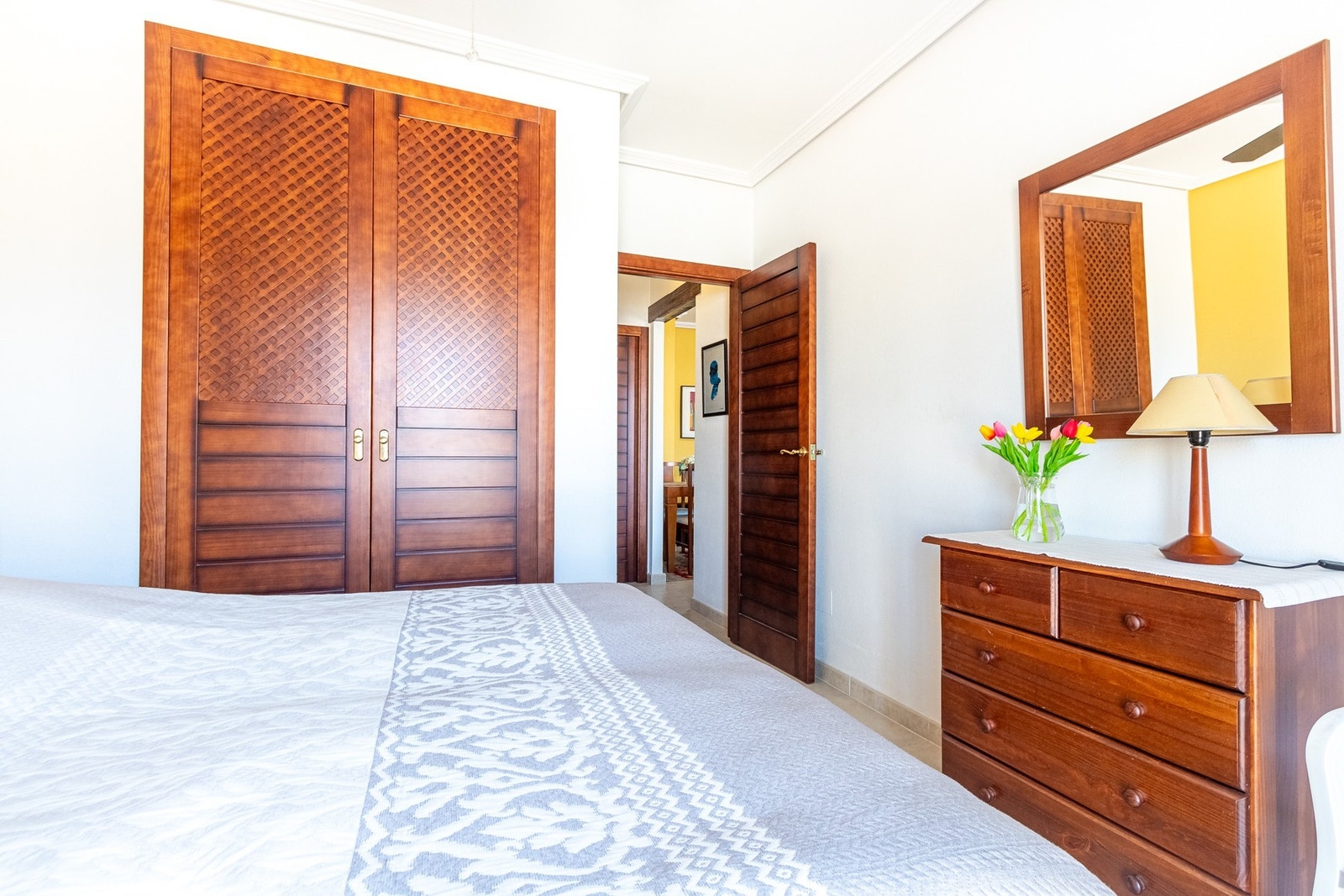 Spaniamegler1 har eget advokatkontor som sikrer kjøpsprosessen Galleribilde