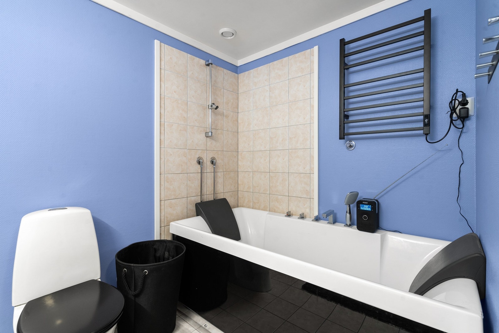 Hovdebruvegen 4 Galleribilde