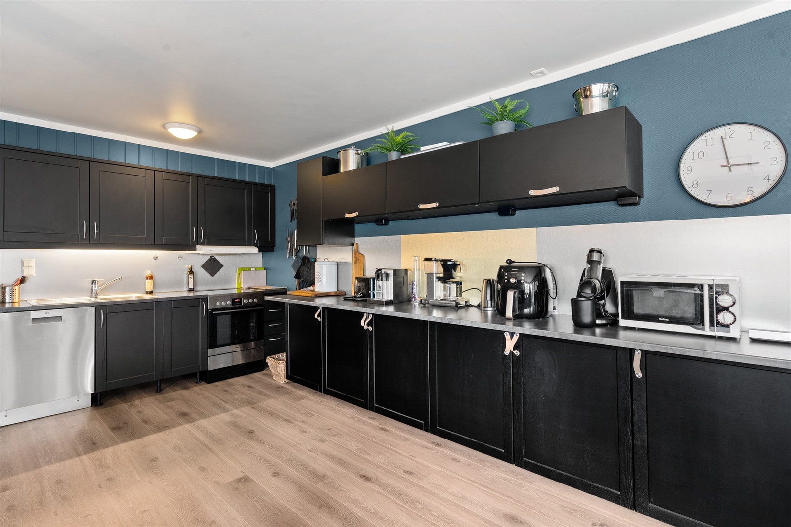 Hovdebruvegen 4 Galleribilde