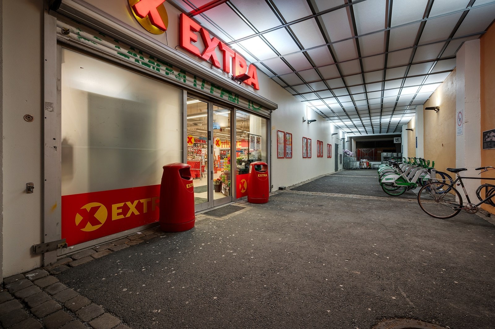 - Umiddelbar nærhet til Extra, som ligger i nabobygget - Galleribilde