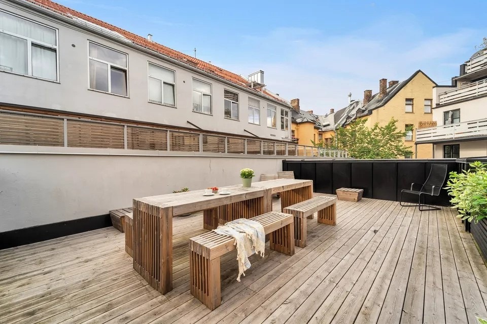Enkel tilgang til felles takterrasse. Galleribilde