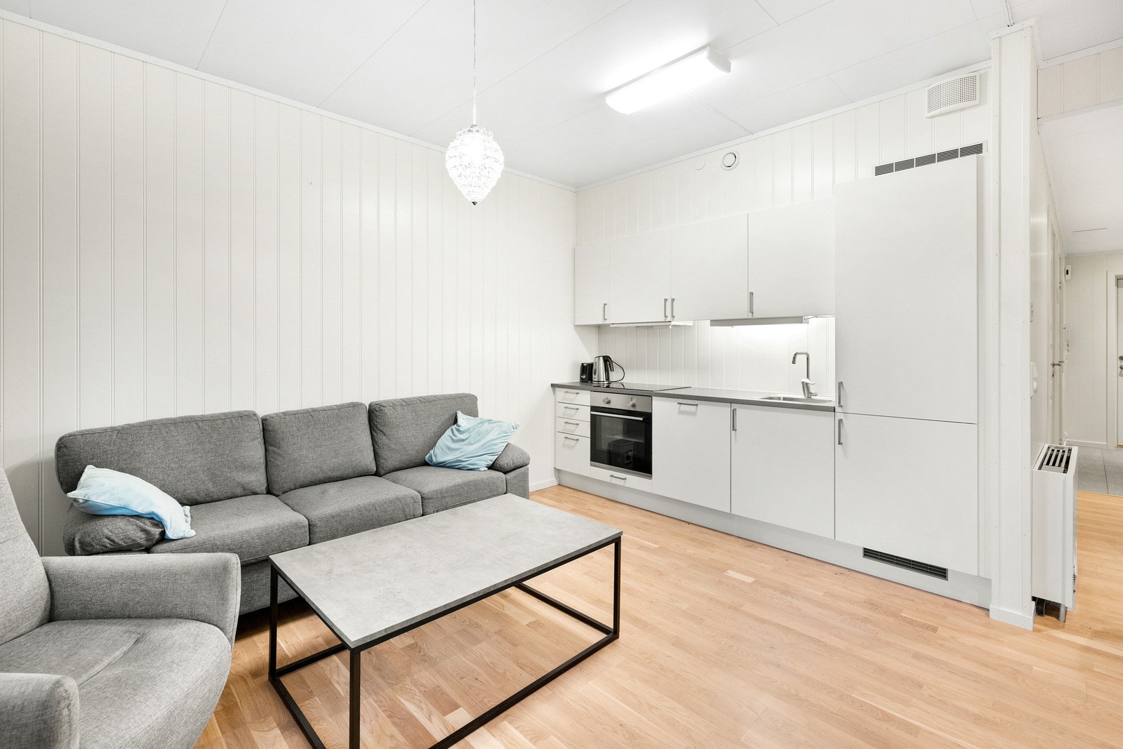 Kjøkken med åpen løsning mot stue Galleribilde