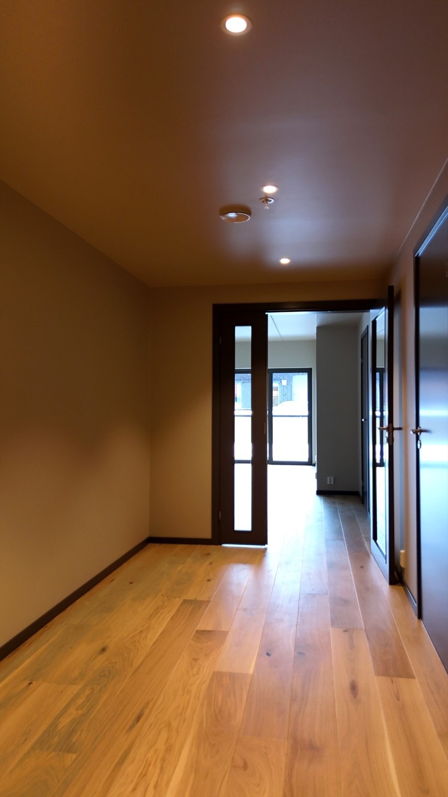 vf/entre Galleribilde