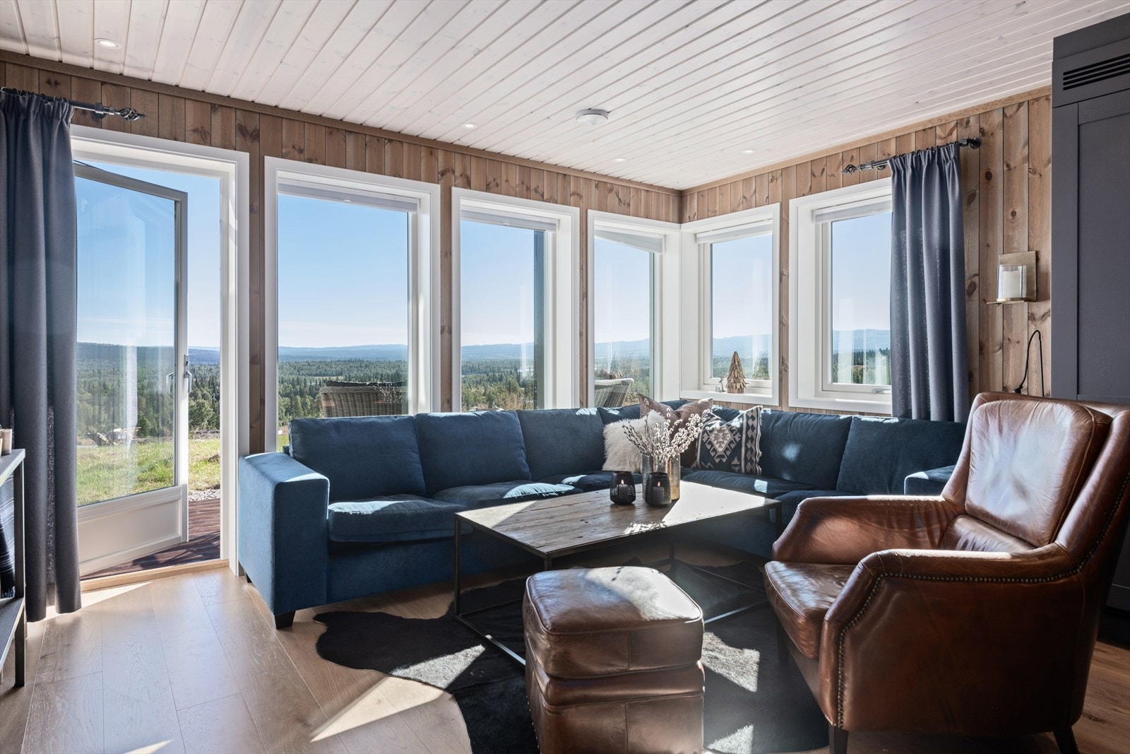 Utgang til overbygget terrasse Galleribilde