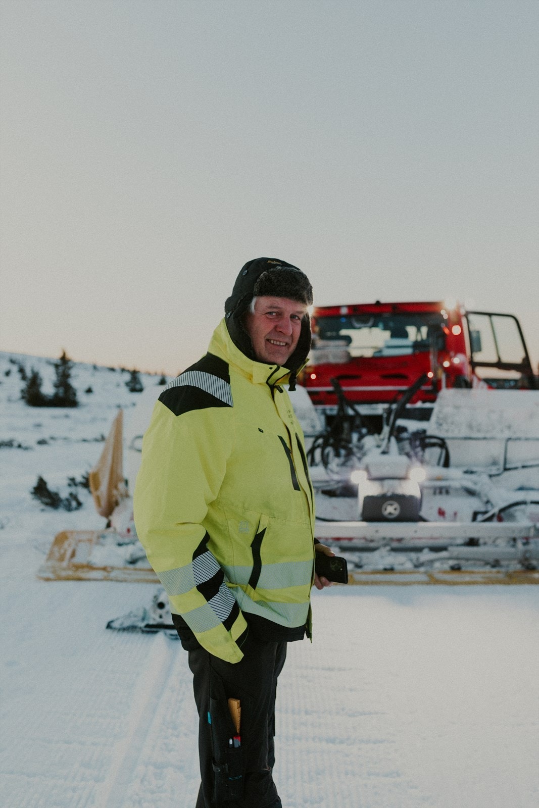 Lars Slettemoen - driver og eier av alpinanlegget. Ildsjel som legger ned mange timer for å gi deg flotte skiløyper eller fine veier å kjøre på. Galleribilde