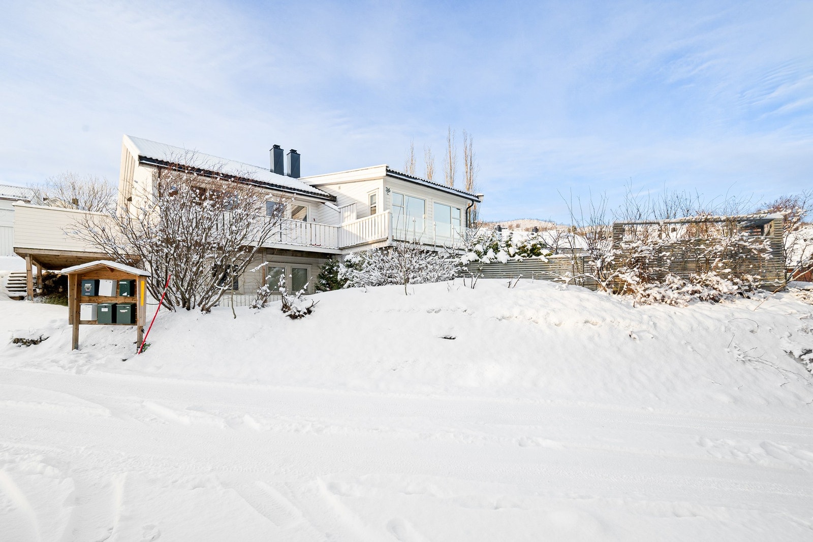 EIE Harstad v/megler Vetle Larsen presenterer Seljestadveien 36 C Galleribilde