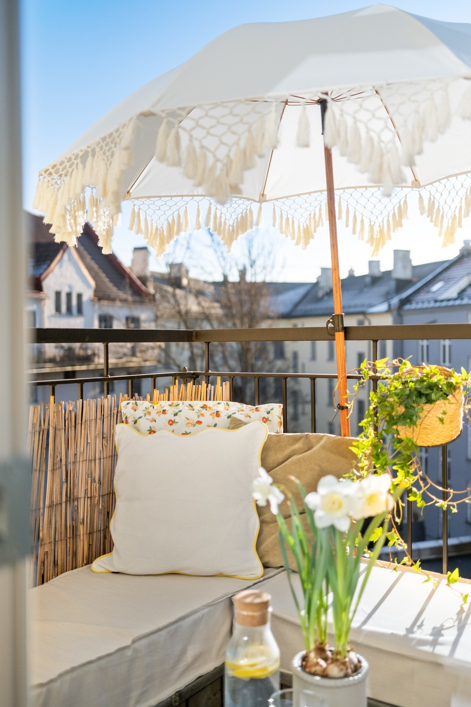 Det er gode solforhold på balkongen. Galleribilde