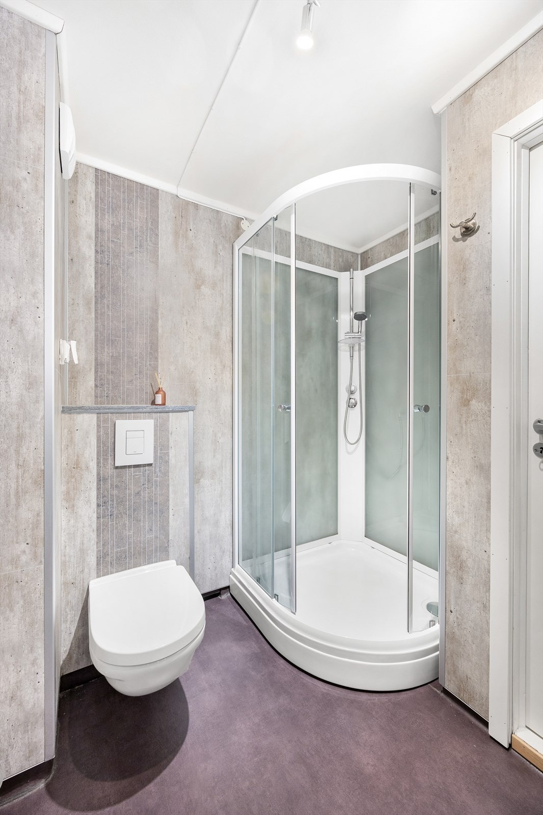 Dusjkabinett. Galleribilde