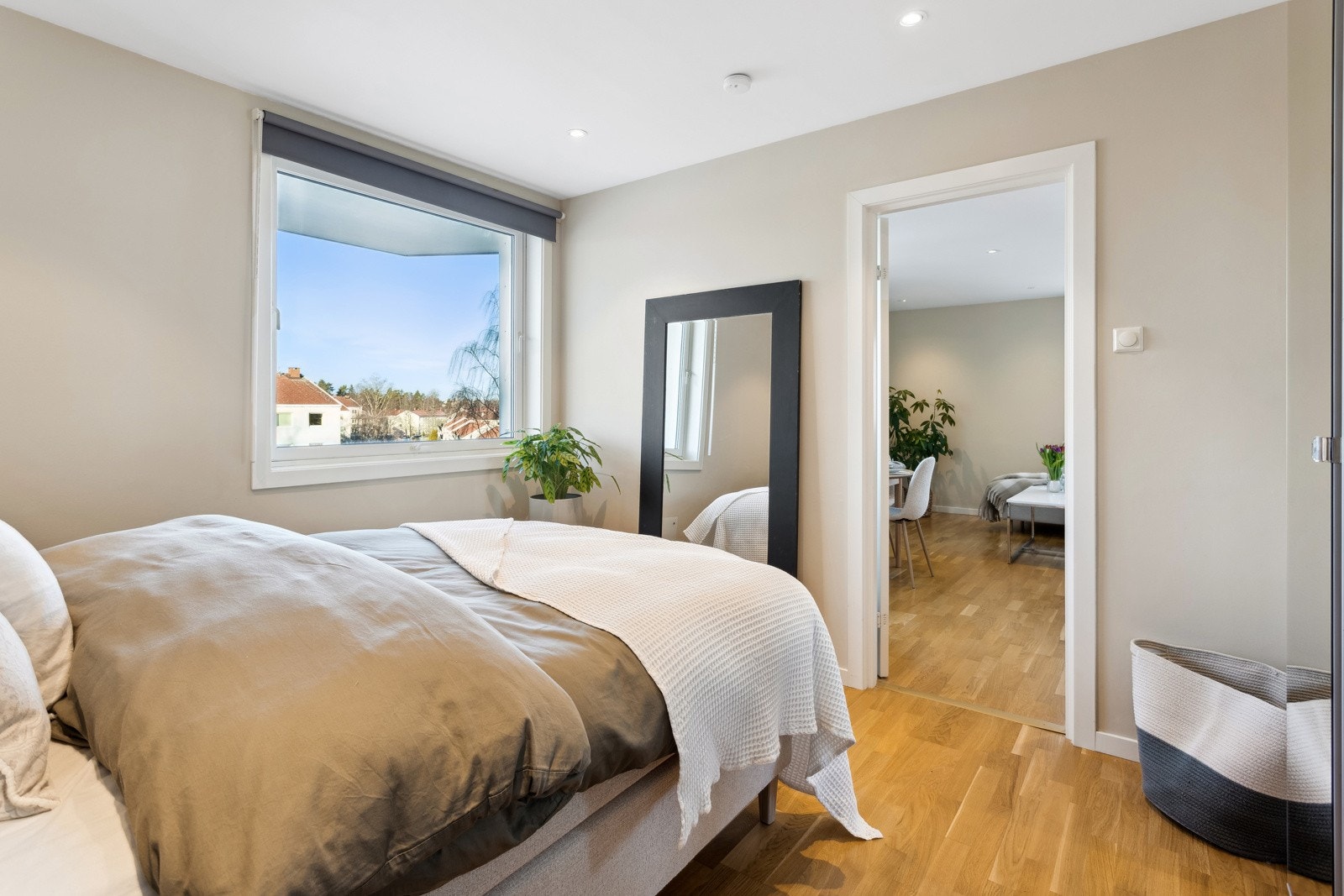 Soverommet har også downlights i himling. Galleribilde
