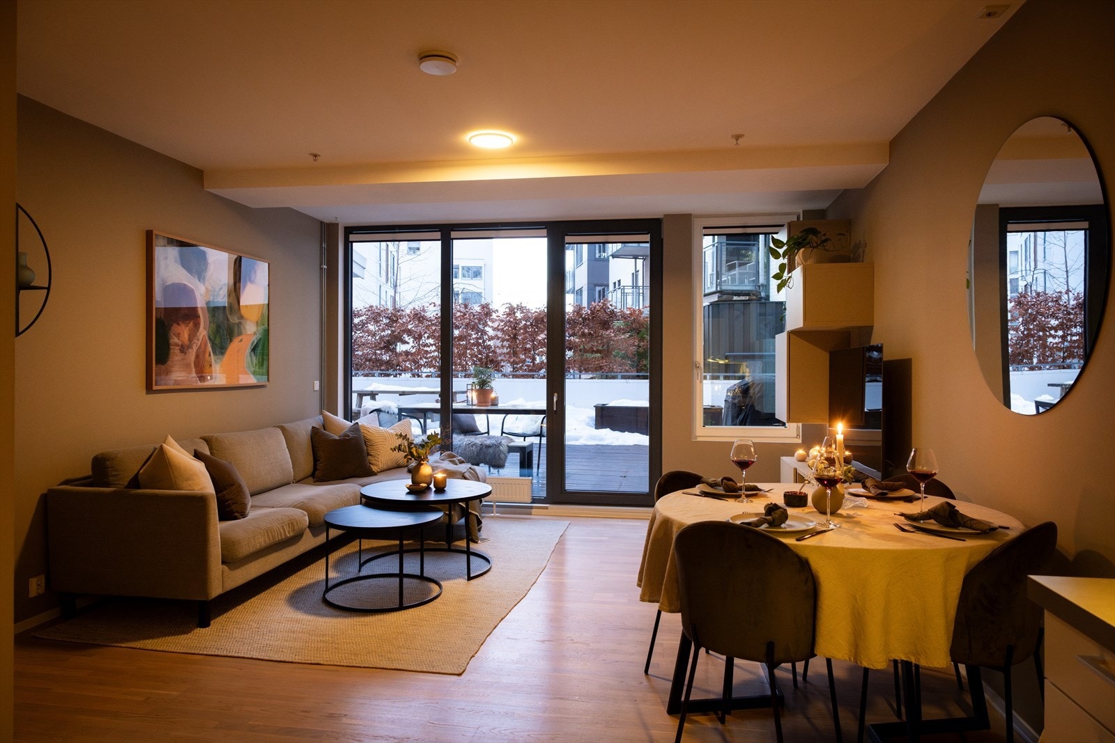 Her er det plass til å invitere sine nærmeste til hyggelige lag! Galleribilde