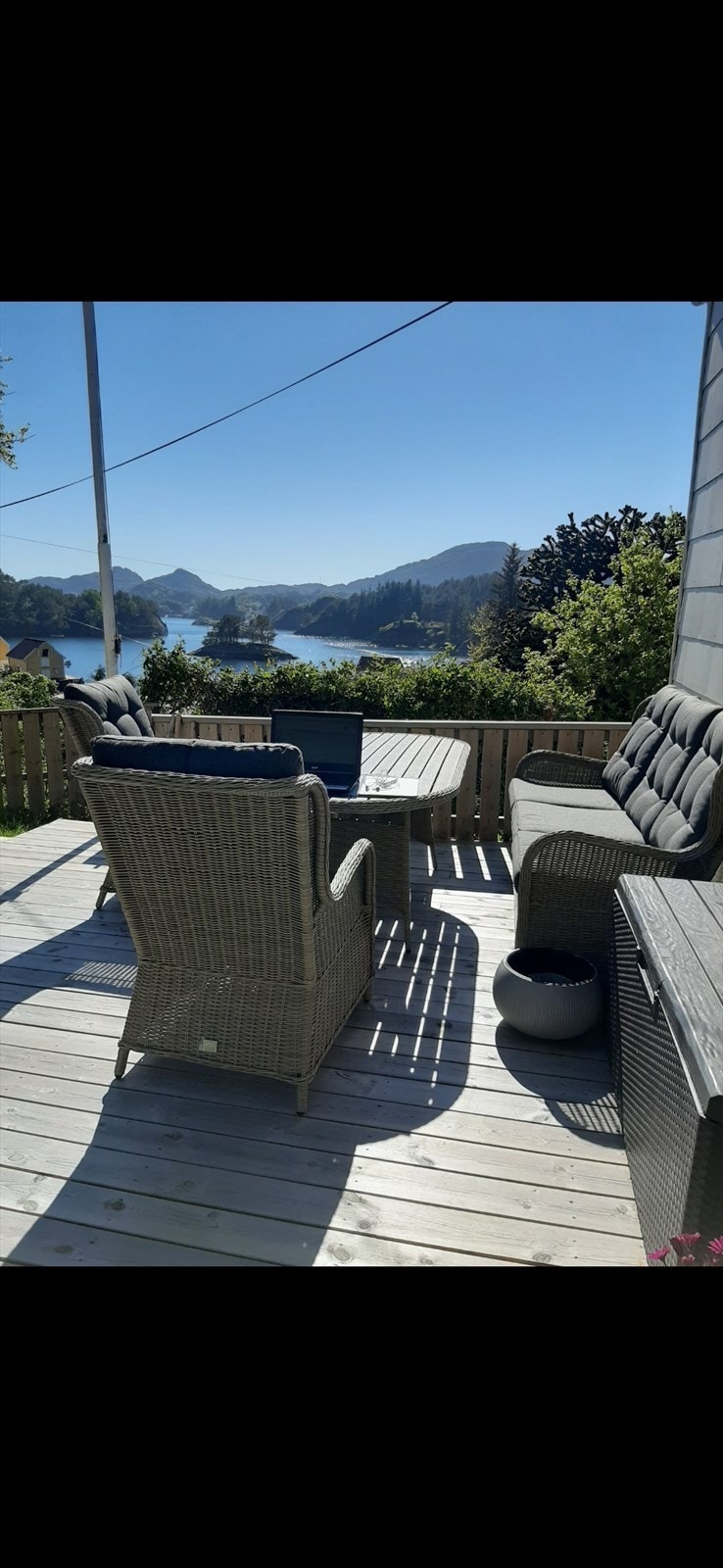 Bilde tatt av selger. Galleribilde