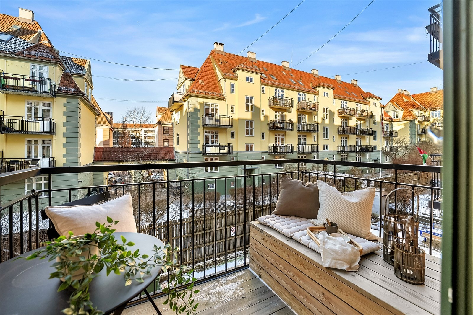 Området er kjent for sin sjarmerende atmosfære og nærhet til et bredt utvalg av fasiliteter. Galleribilde