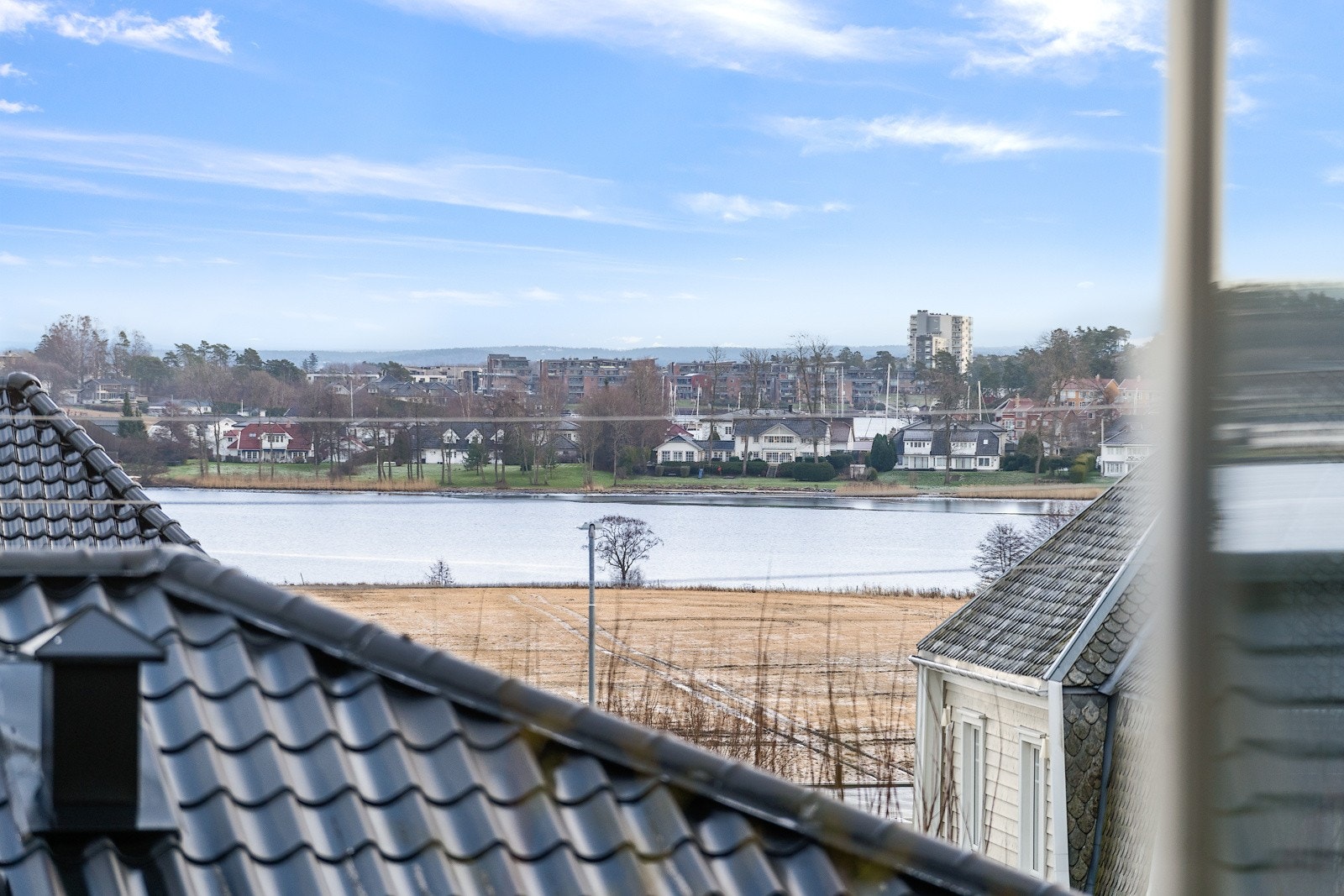 Utsikten er meget flott fra leiligheten Galleribilde