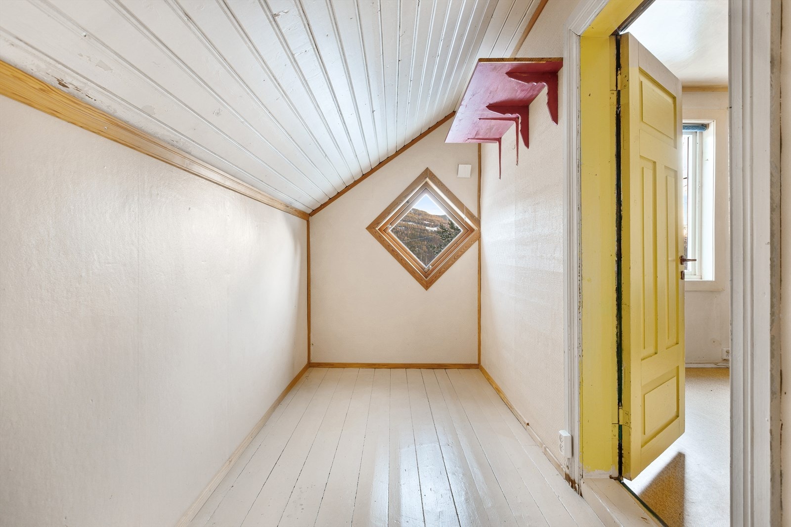 Boden har godt med oppbevaringsplass. Galleribilde