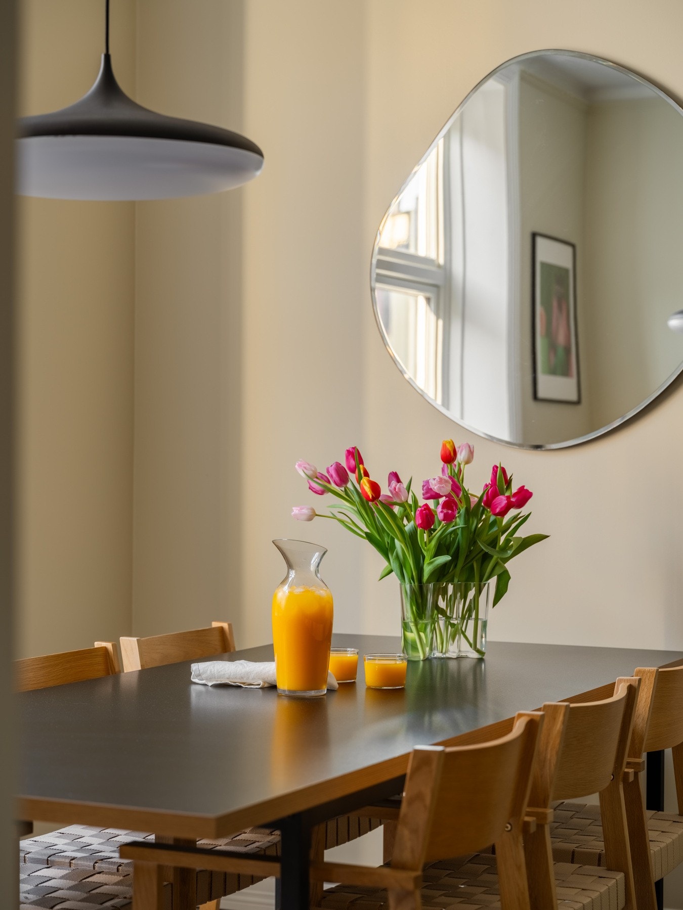 Her er det nemlig plass til større spisebord. Galleribilde