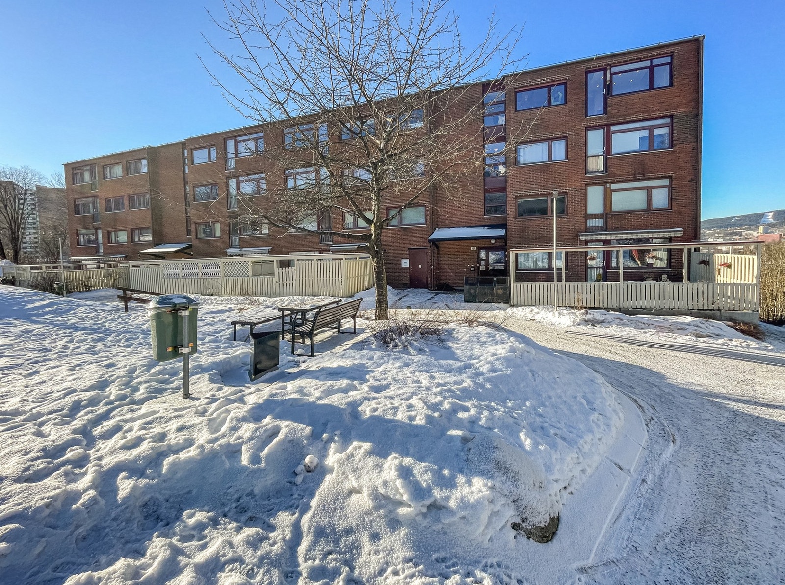 Boligens fasade. Galleribilde