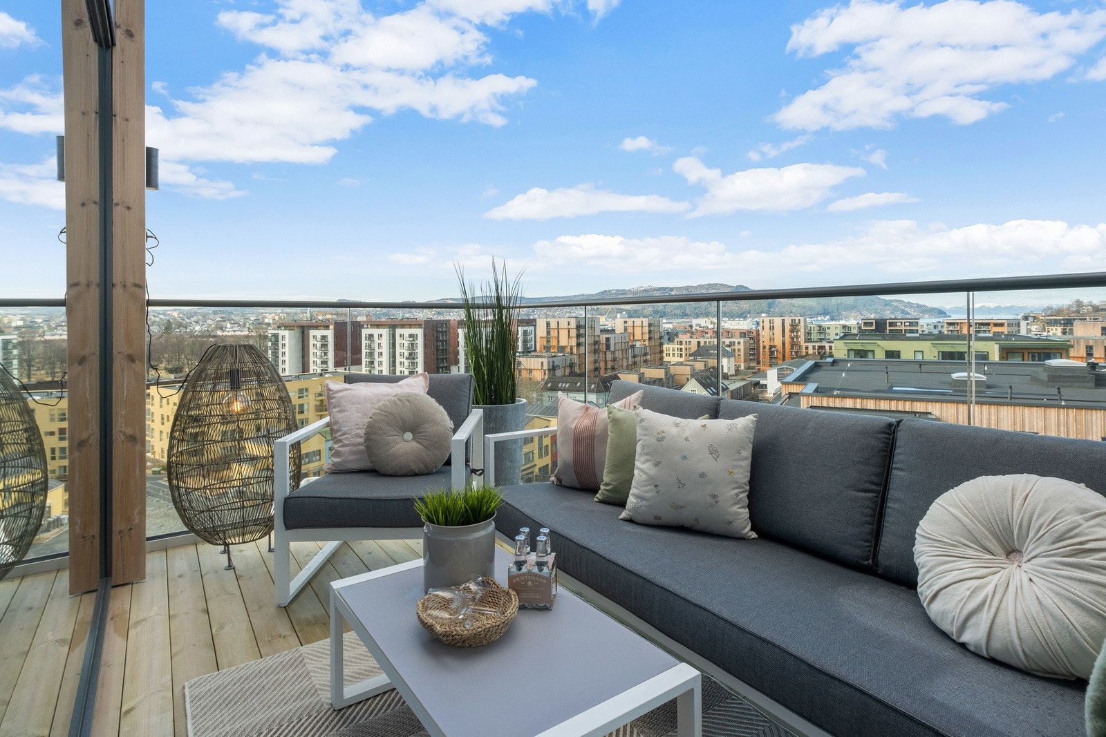 Leilighetens beliggenhet gir deg både sørvendt og vestvendt balkong. Galleribilde