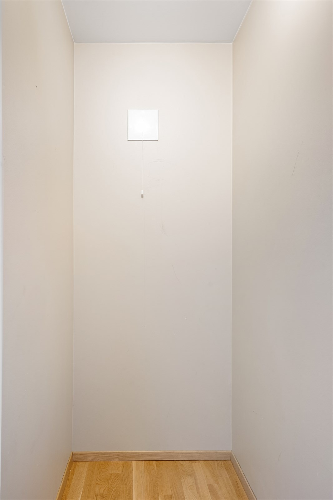 Innvendig bod i hybelen Galleribilde