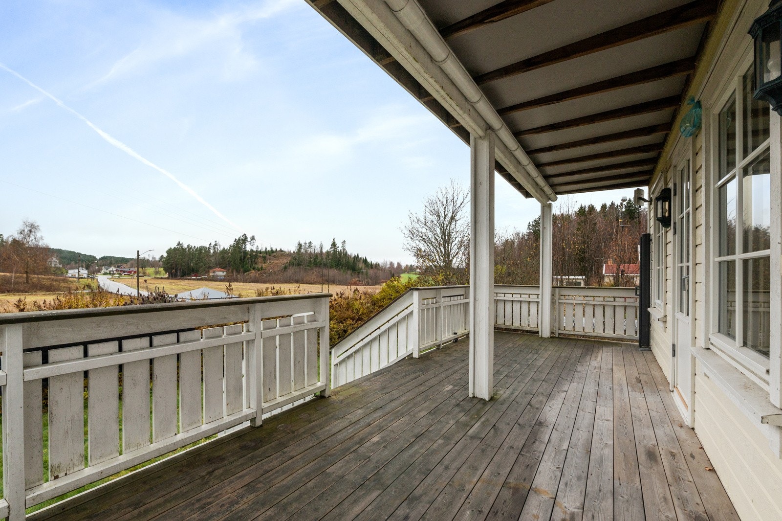 Det er gode soforhold på veradaen i både 1. og 2. et. Galleribilde