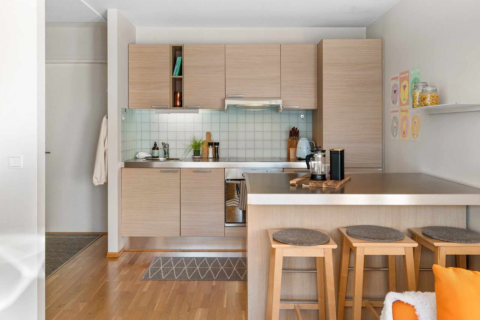 En innbydende 2-roms leilighet med egen separat utleiedel. Galleribilde