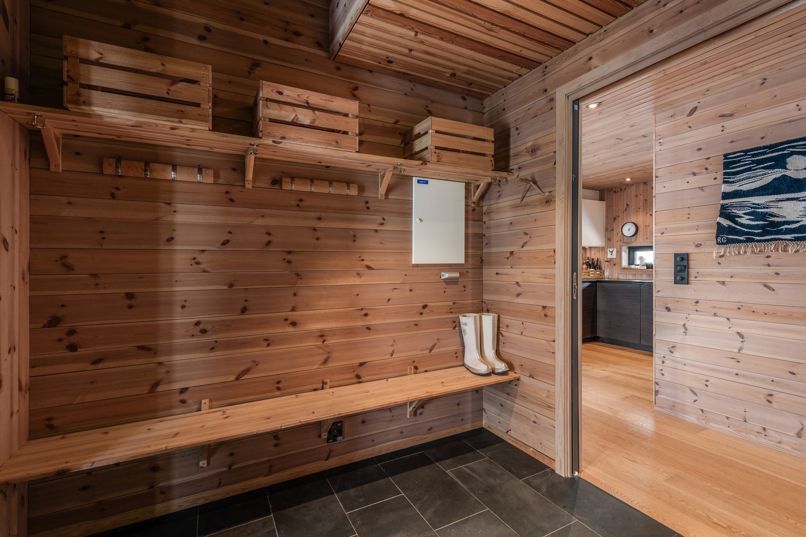 Her er det praktiske og stilige løsninger for oppbevaring Galleribilde