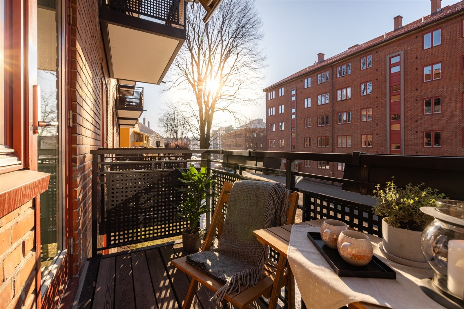 Lilliann Tronshaug v/Nordvik Torshov har gleden av å presentere flotte Bentsebrugata 16F! Galleribilde