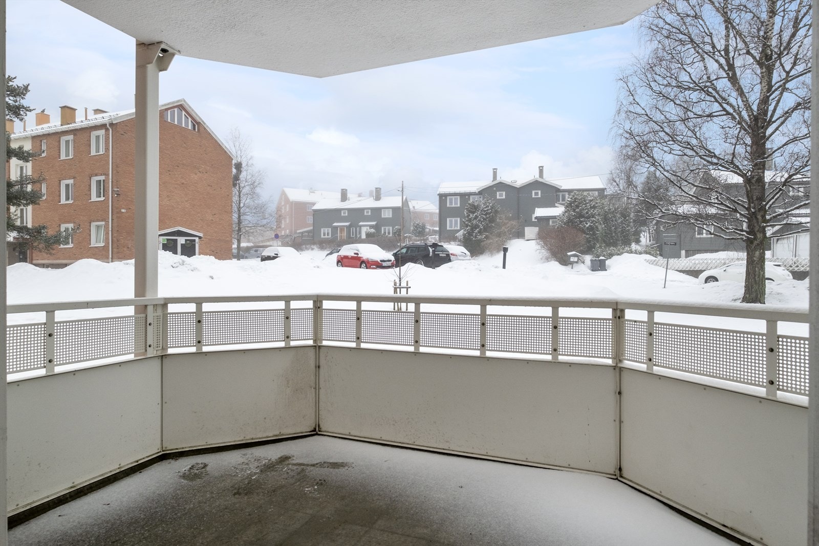 - Her er det god plass til utemøblement og grill - Galleribilde