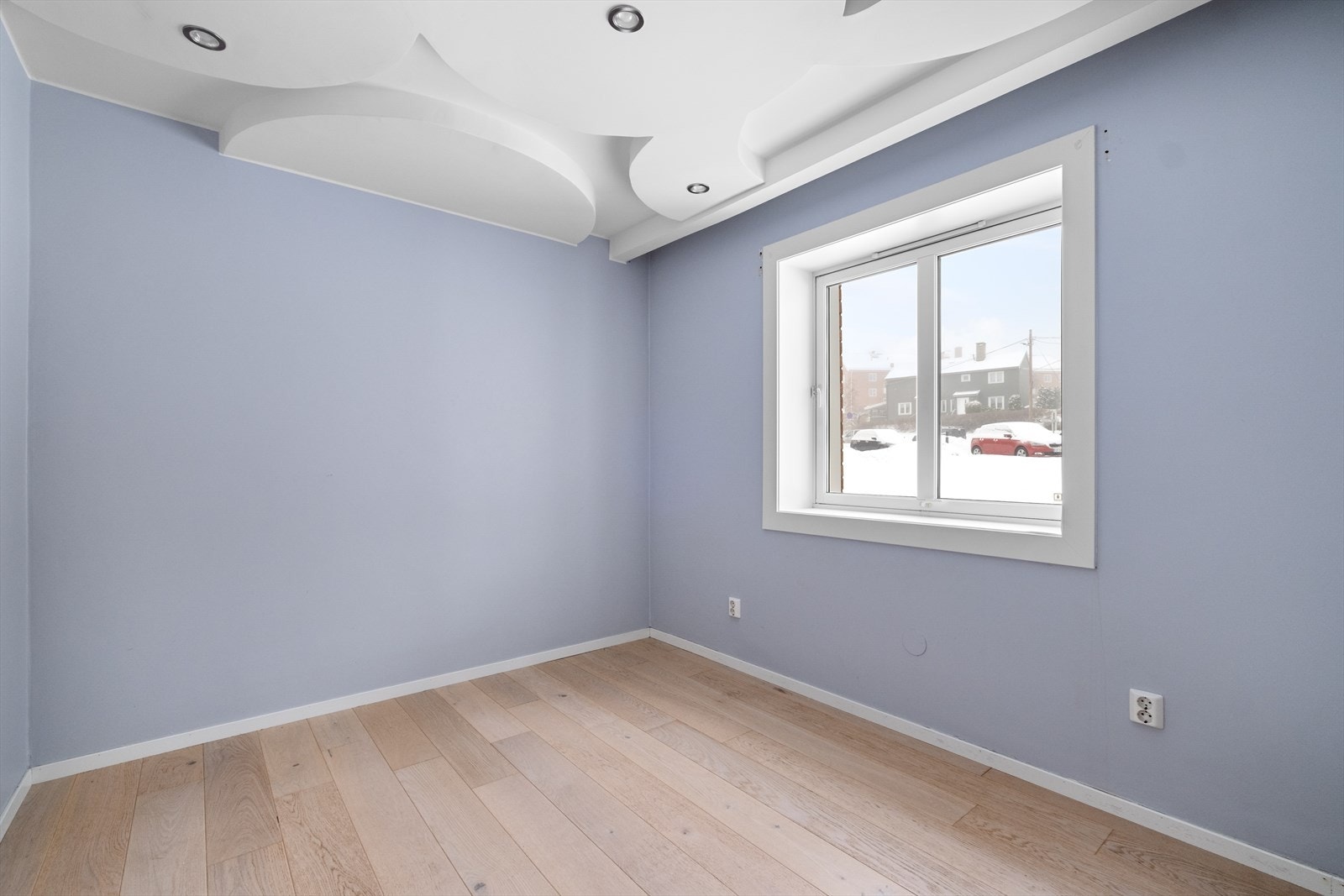 - Soverom to er også av god størrelse og har plass til dobbeltseng og garderobeløsning - Galleribilde