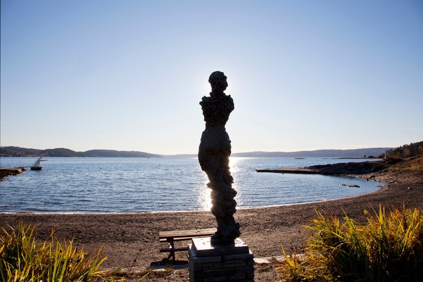 Det er flere flotte strender i bydelen. Her fra Sydstranda på Ulvøya Galleribilde