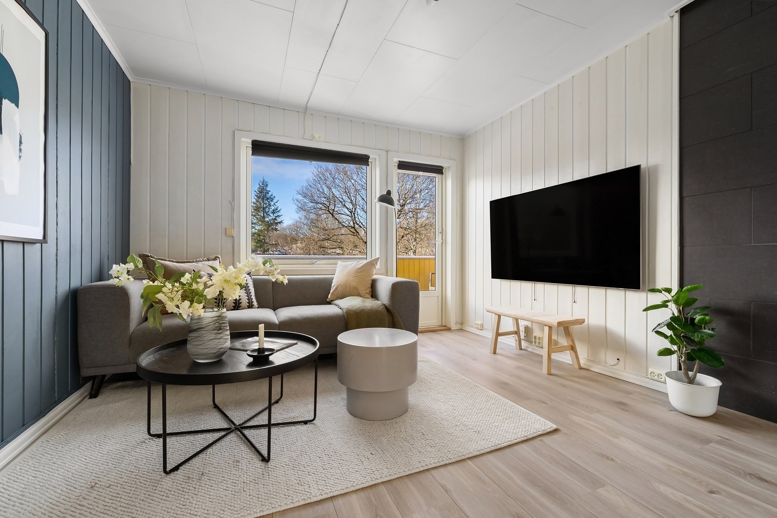 Direkte utgang til vestvendt balkong. Galleribilde