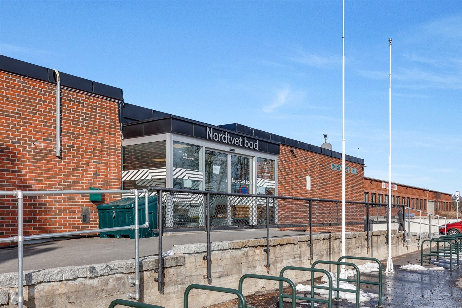 Nordtvet bad - Svømmehall med 25-meters basseng og badstue. Galleribilde