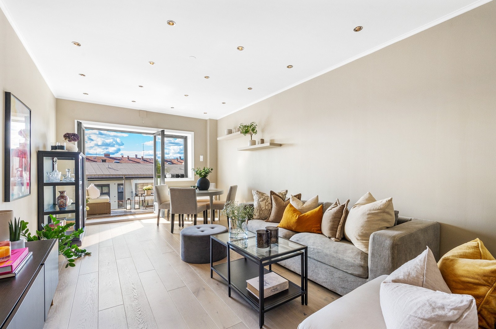 Gjennomgående 2-roms selveierleilighet med herlig beliggenhet på Torshov. Galleribilde