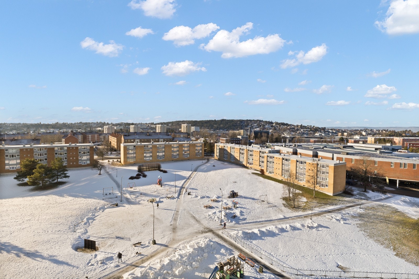 Boligen har flotte utsiktsforhold. Galleribilde