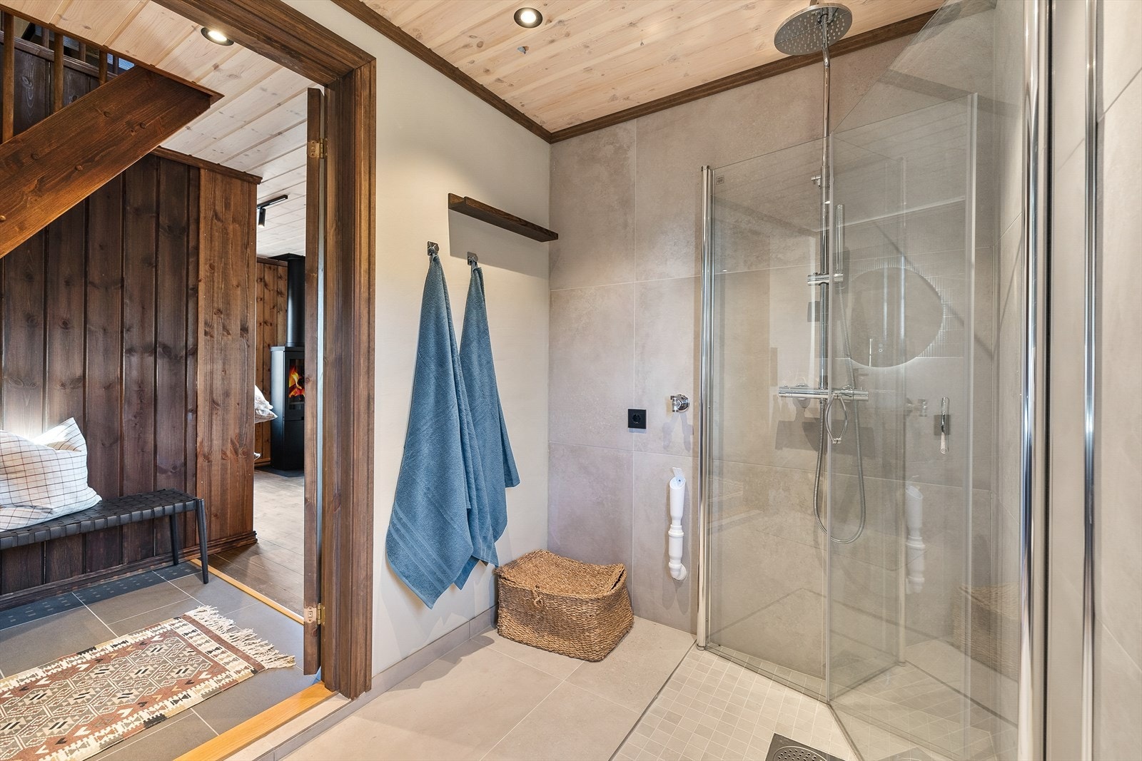 Opplegg til vaskemaskin på badet Galleribilde