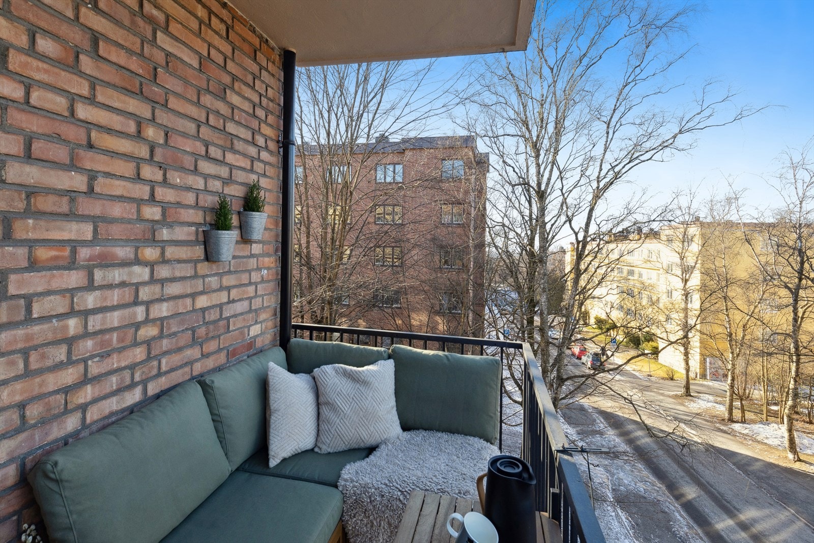 Her kan du enkelt innrede med sofagruppe og grill Galleribilde