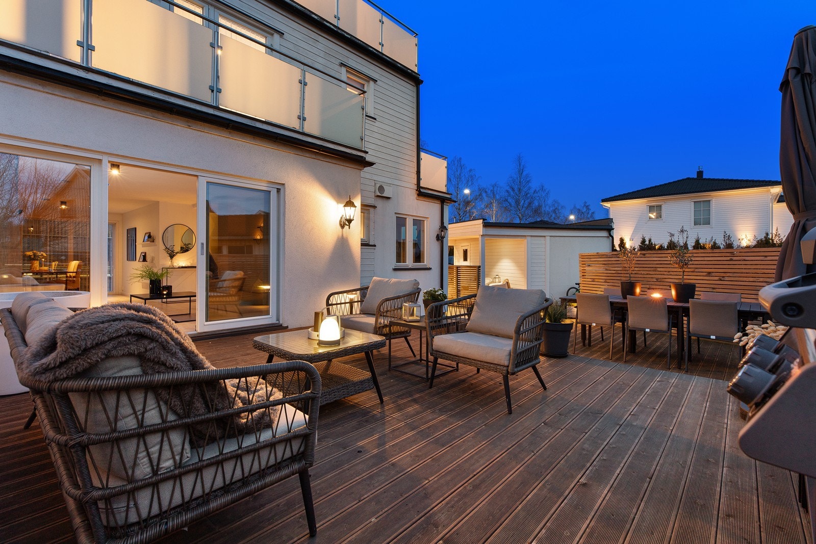 Her er det god plass til å invitere familie og venner over på grilling! Galleribilde