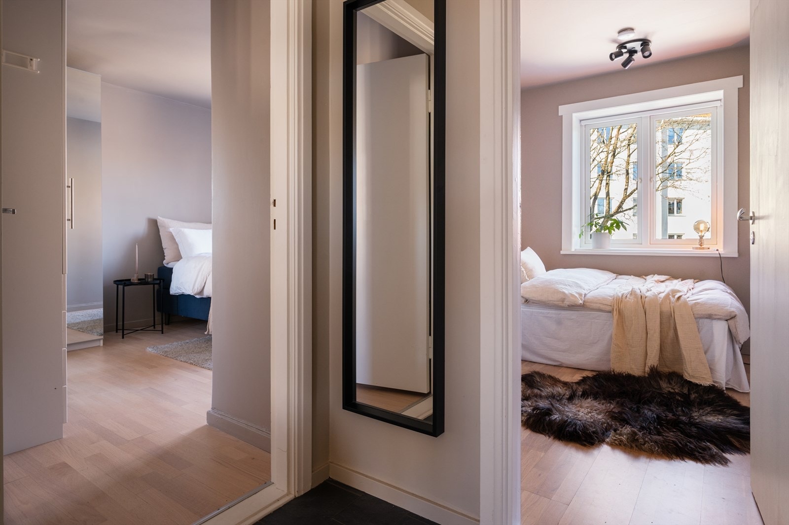 Boligen har to gode soverom, hvorav begge er av god størrelse. Galleribilde