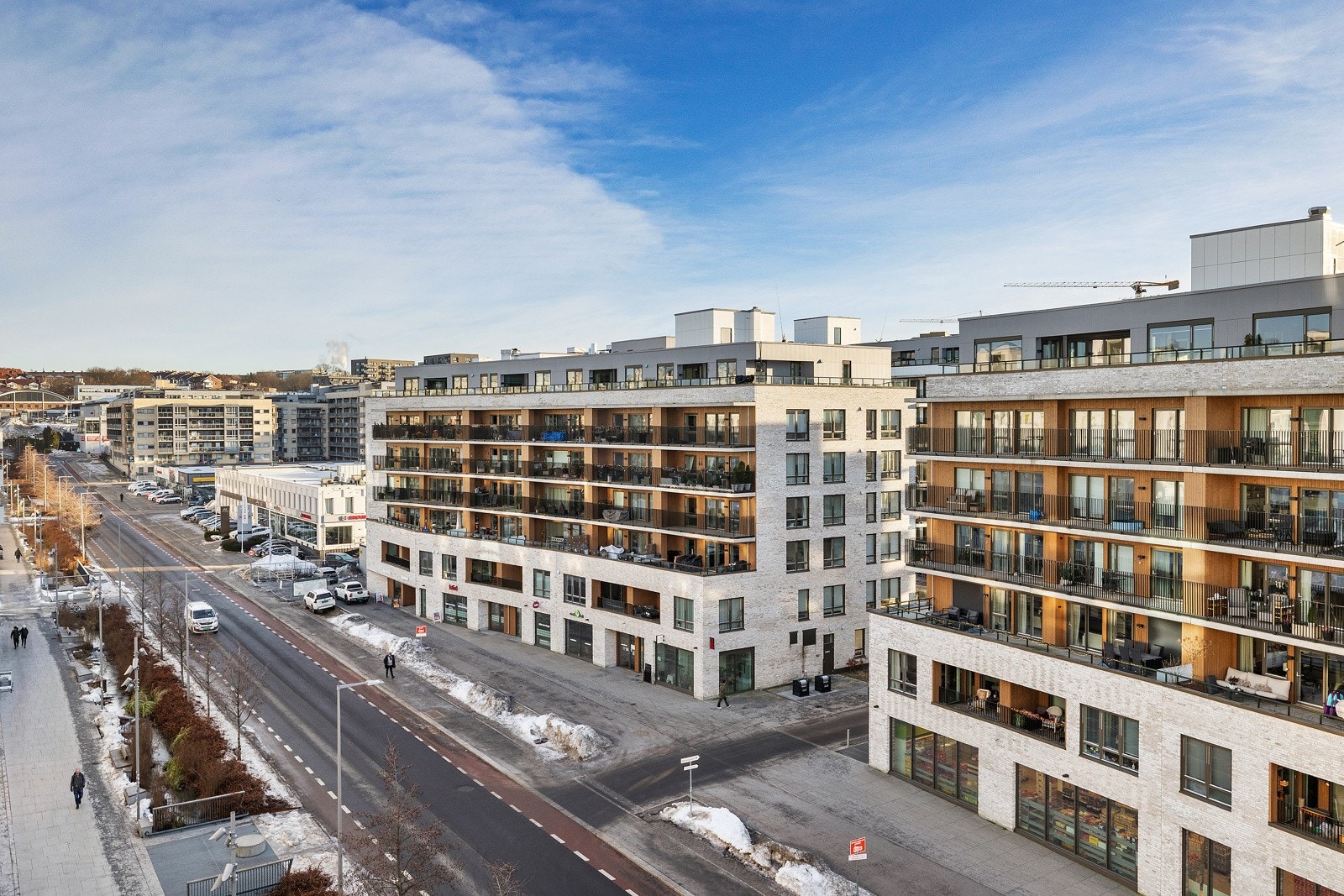 Sentral og attraktiv beliggenhet midt på Ensjø. Galleribilde